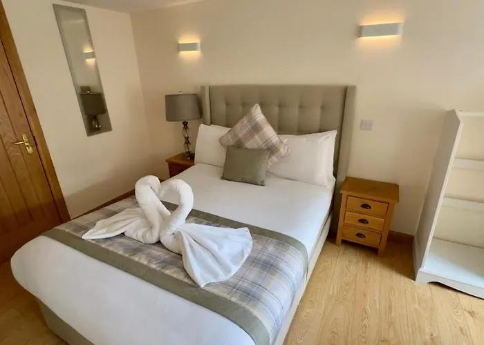 Waverley Inn Holiday Apartments